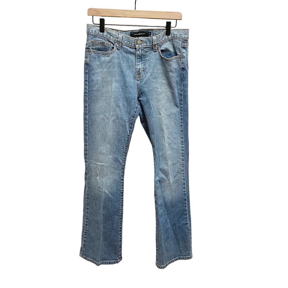 Calvin Klein Regular Wash Flare Midrise Jeans Women’s size 8